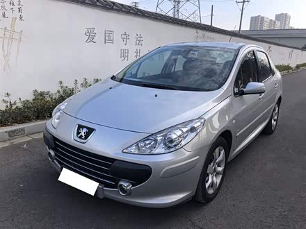 标致307 2010款 三厢 2.0L 自动舒适版