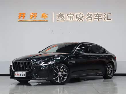 捷豹XFL 2022款 XFL 2.0T P250 两驱精英运动版