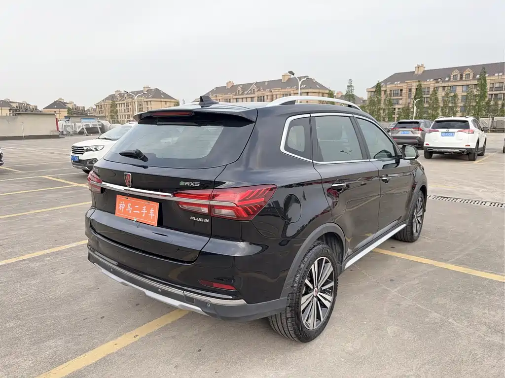 ROEWE RX5 NEW ENERGY