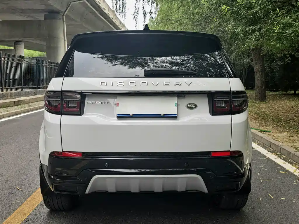 LAND ROVER DISCOVER SPORTS