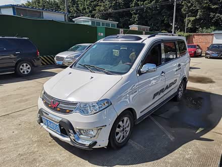五菱宏光 2014款 1.5L S豪华型