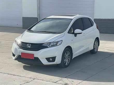 飞度 2016款 1.5L LXS CVT舒适天窗版