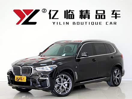宝马X5 2022款 改款 xDrive 40Li M运动套装
