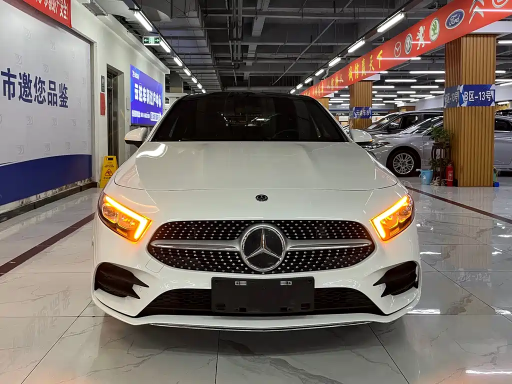 MERCEDES BENZ A CLASS