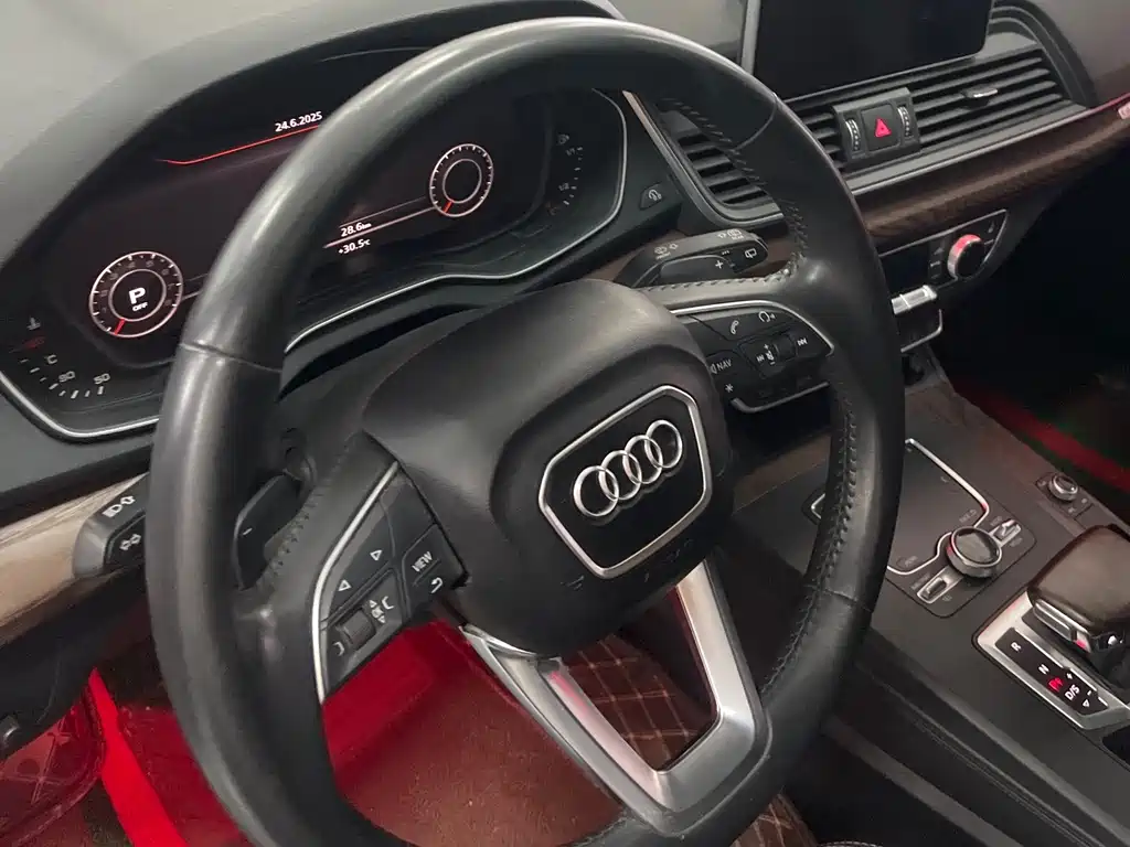 Audi Q5L 2018 40 TFSI Fashion VI