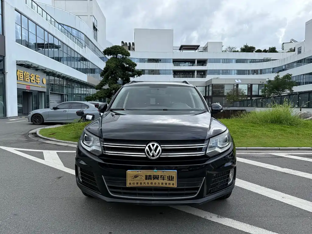 Volkswagen Tiguan 2013 1.8TSI AT Luxury