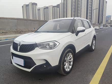 中华V3 2015款 1.5L 手动舒适型