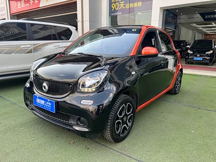 smart forfour 2016款 0.9T 66千瓦先锋版