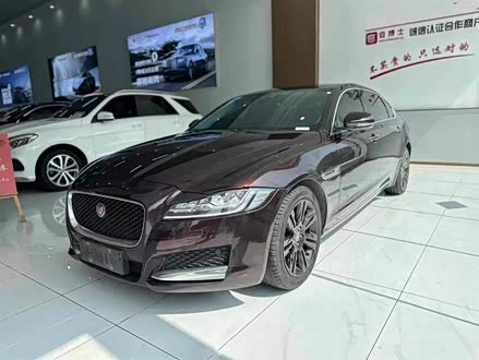 捷豹XFL 2018款 XFL 2.0T 250PS 豪华版