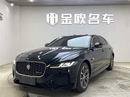 捷豹XFL 2022款 XFL 2.0T P250 两驱精英运动版