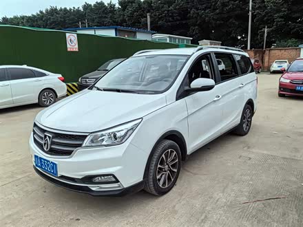 宝骏730 2019款 1.5T CVT时尚型 7座 国VI