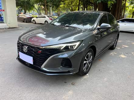 逸动 2021款 PLUS 蓝鲸NE 1.4T GDI DCT尊贵型