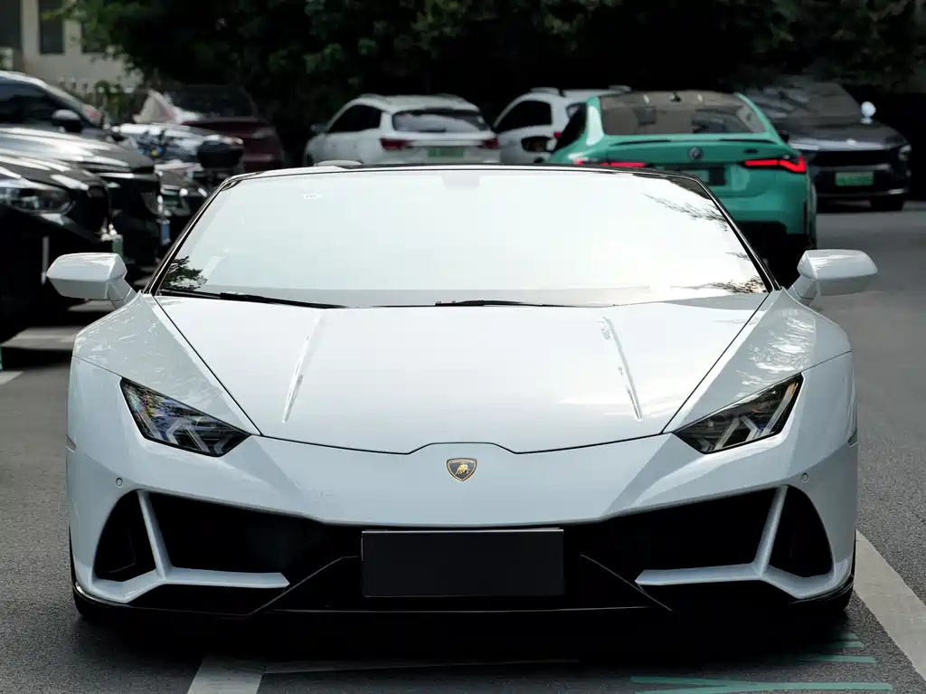 LAMBORGHINI HURACÁN