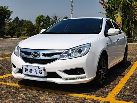 速锐 2015款 改款 1.5L 手动豪华型