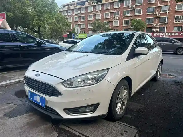 FORD FOX