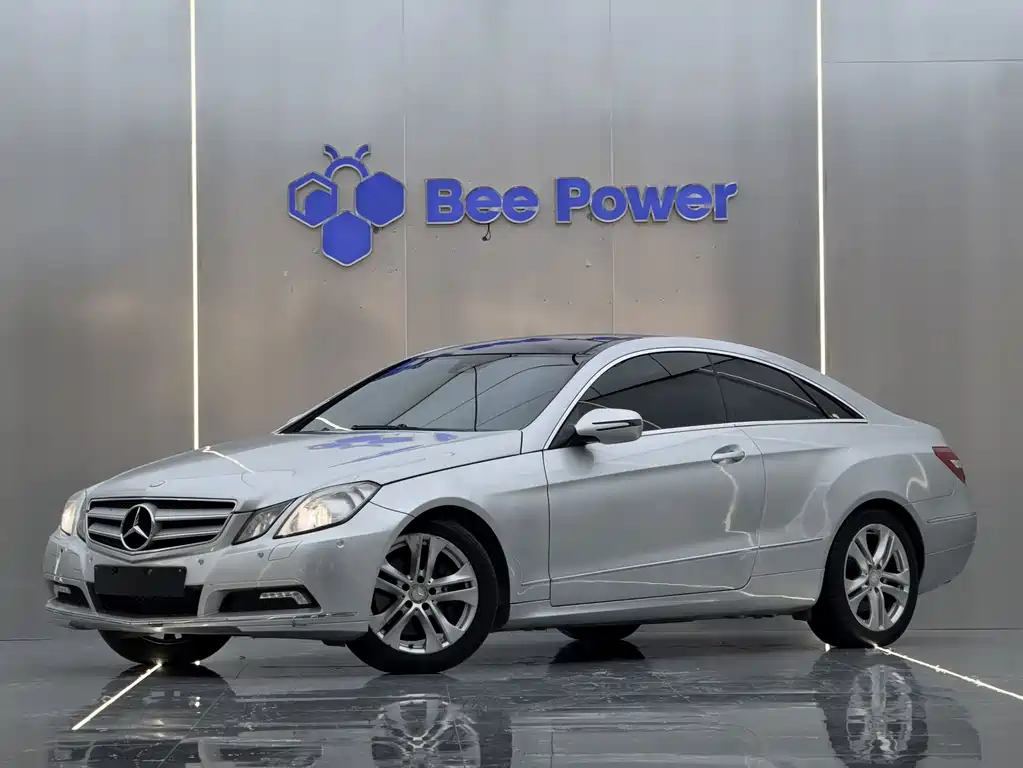 Mercedes-Benz E-Class (Import) 2009