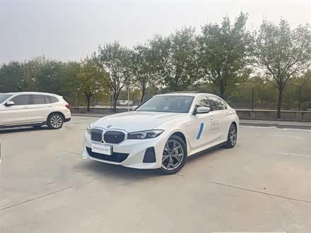宝马i3 2022款 eDrive 35 L