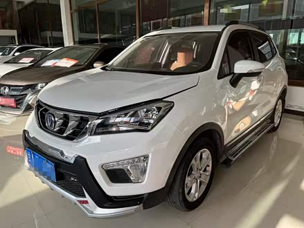 长安CS15 2016款 1.5L 手动时尚版