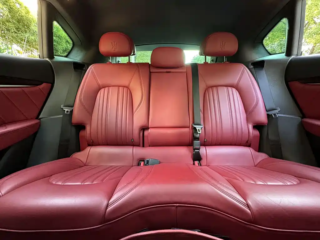 Maserati Levante — фотографии объявления, Фото 18
