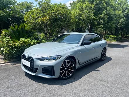 宝马4系 2023款 425i Gran Coupe M运动曜夜套装