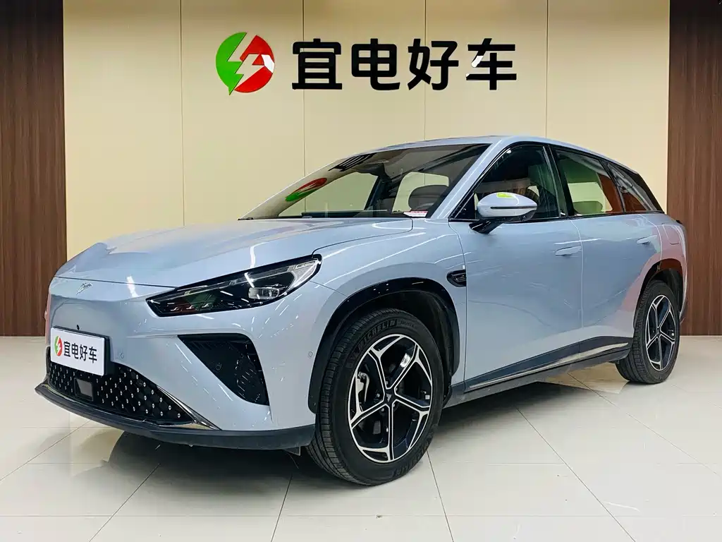NEZHA AUTOMOBILE NEZHA L