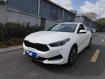 起亚K3 2021款 1.5L CVT青春版
