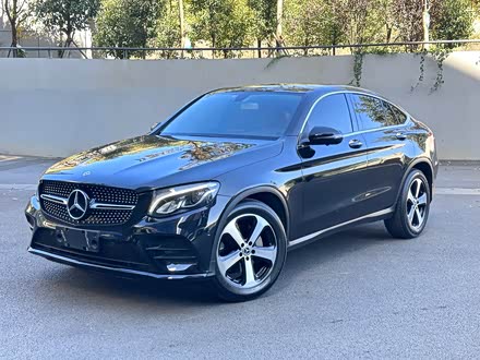 奔驰GLC轿跑 2018款 GLC 200 4MATIC 轿跑SUV