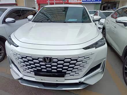 长安UNI-K 2021款 2.0T 全轮驱动尊贵型