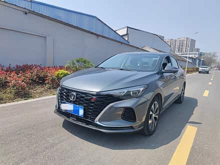 逸动 2021款 PLUS 蓝鲸NE 1.4T GDI DCT尊贵型