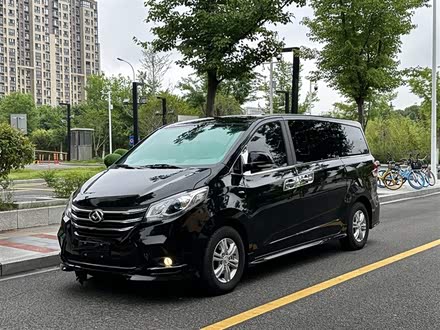 上汽大通MAXUS G10 2022款 2.0T 自动精英版 汽油 7座