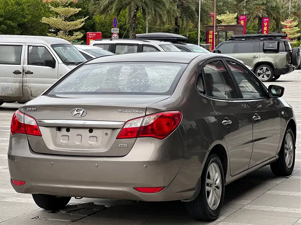 Hyundai Elantra 2011 1.6L MT Comfort