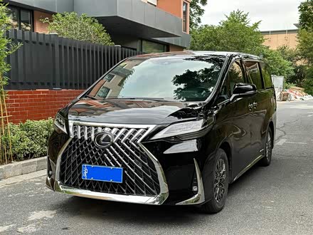 雷克萨斯LM 2020款 300h 七座隽雅版