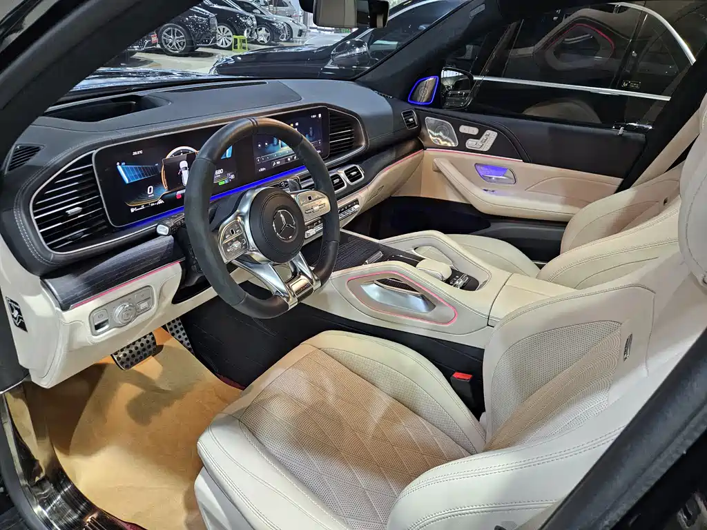 MERCEDES-BENZ GLS AMG