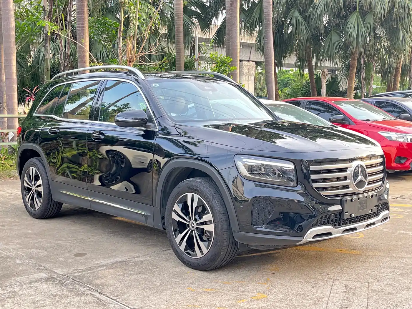 Mercedes-Benz GLB 2024 Черный из Китая