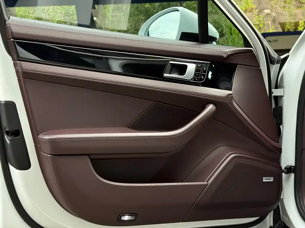 PORSCHE PANAMERA NEW ENERGY