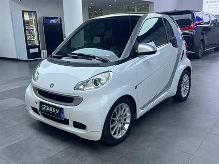 smart fortwo 2012款 1.0 MHD 硬顶激情版