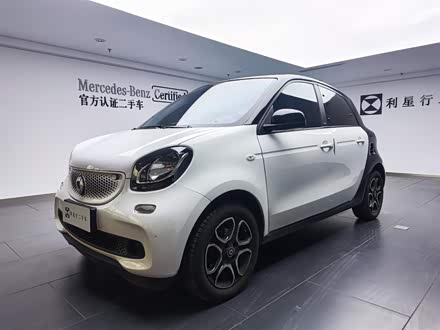 smart forfour 2018款 0.9T 66千瓦先锋版