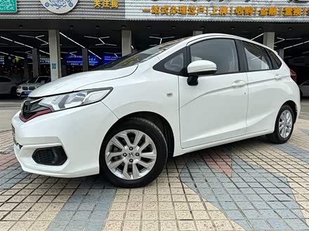 飞度 2018款 1.5L CVT舒适天窗版