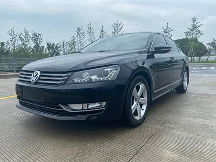 帕萨特 2014款 1.8TSI DSG尊荣版