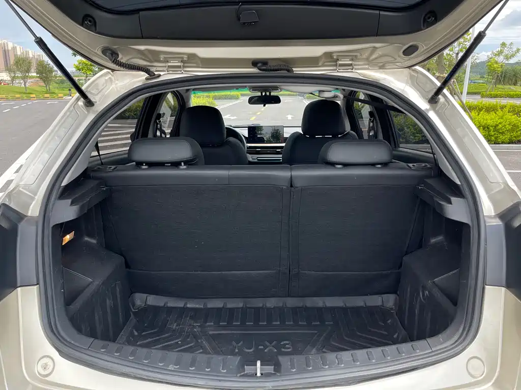 GEELY AUTOMOBILE VISION X3