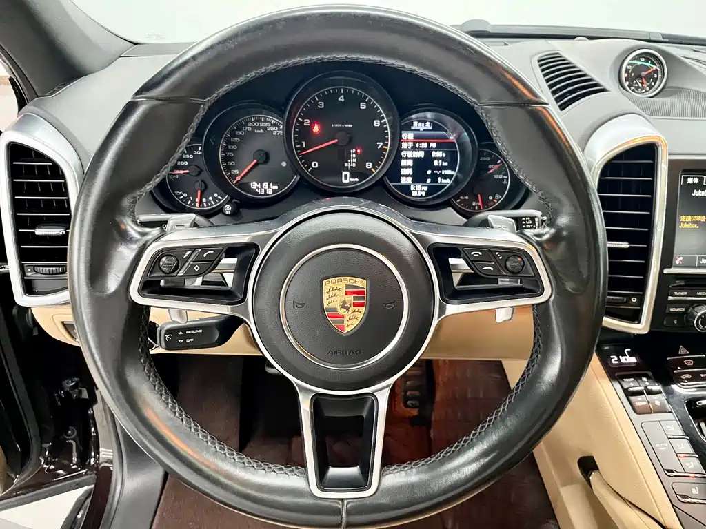 PORSCHE CAYENNE