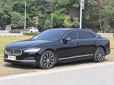 沃尔沃S90新能源 2021款 T8 E驱混动 智逸豪华版