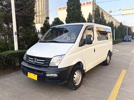 上汽大通MAXUS V80 2016款 2.5T 手动傲运通国V短轴低顶6座