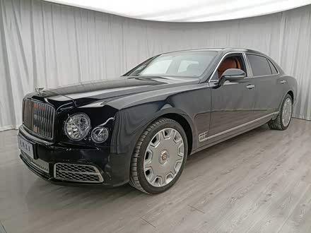 慕尚 2017款 6.8T 长轴距版