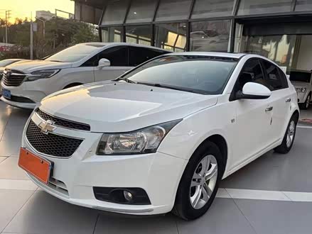 科鲁兹 2013款 掀背 1.6L 自动豪华型