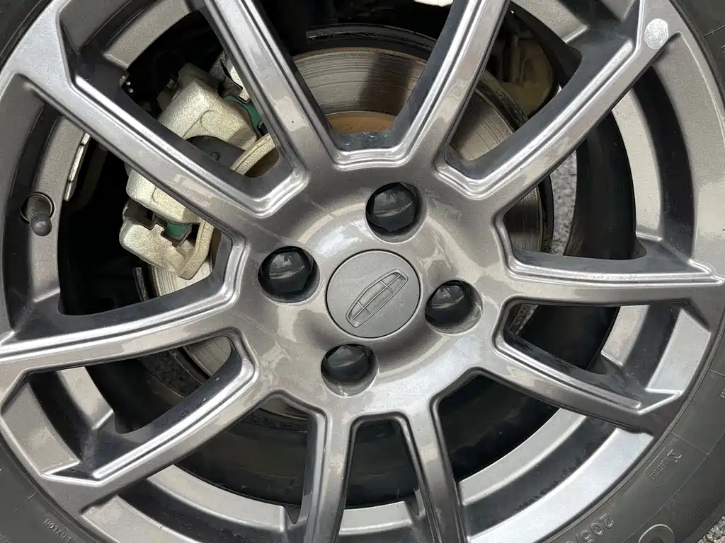 GEELY AUTOMOBILE VISION X3