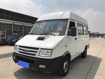 依维柯得意 2009款 2.8T-V35基本型
