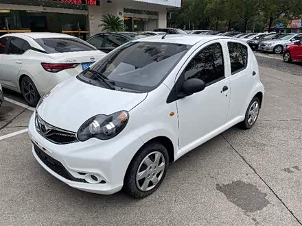比亚迪F0 2015款 1.0L AMT 铉酷型