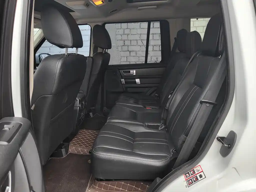 Land Rover Discovery 2016 3.0 SC V6 HSE