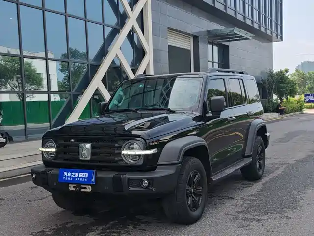 TANK TANK 300 2022